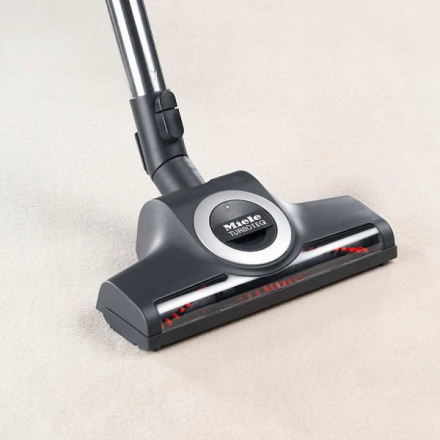 Пылесос Miele Complete C3 Cat&Dog PowerLine SGEF5 красный