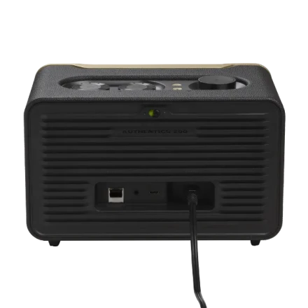 Портативная акустика JBL Authentics 200 черная