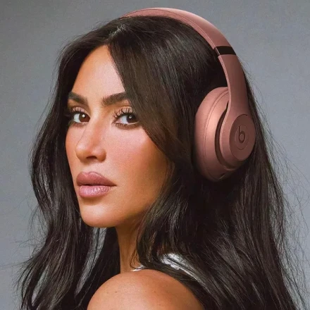 Беспроводные наушники Beats Studio Pro (Kim Kardashian) Earth